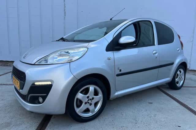 Peugeot 107 (2013) thumbnail 1