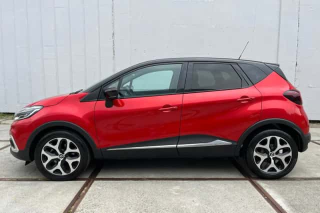 Renault Captur (2019) thumbnail 2