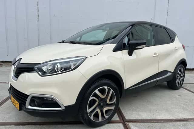 Renault Captur (2017) thumbnail 1