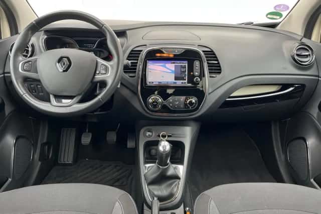 Renault Captur (2017) thumbnail 5