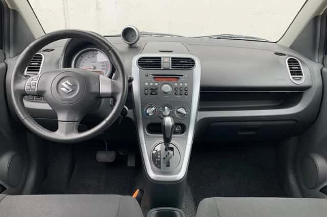 Suzuki Splash (2008) thumbnail 5