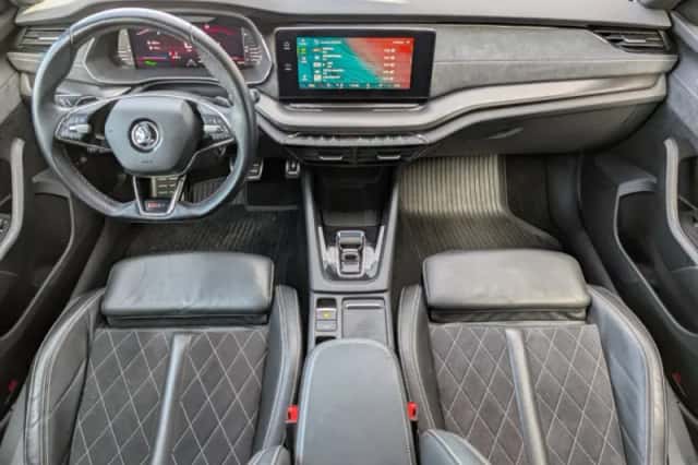 Škoda Octavia (2021) thumbnail 4