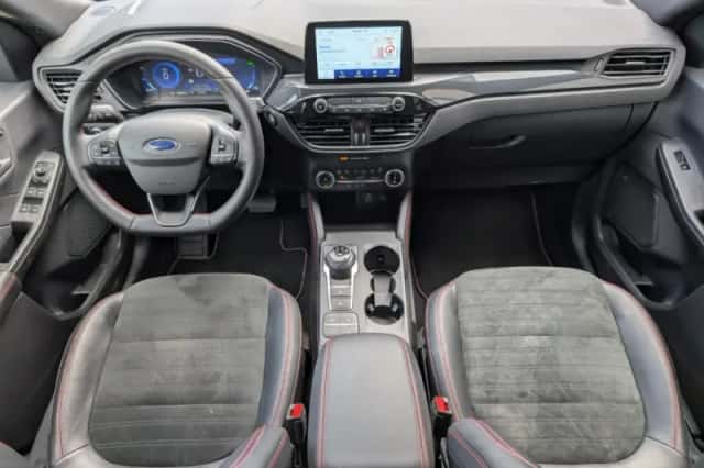 Ford Kuga (2026) thumbnail 4