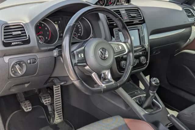 Volkswagen Scirocco (2017) thumbnail 6