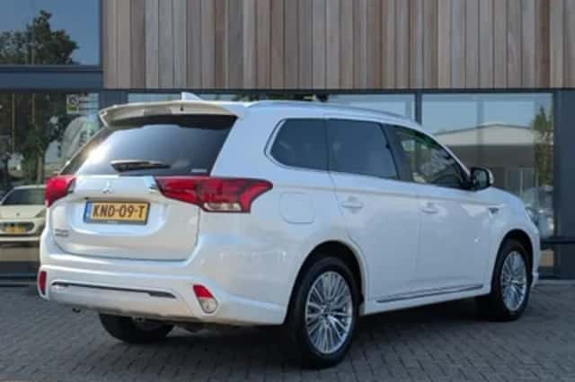 Mitsubishi Outlander (2026) thumbnail 3