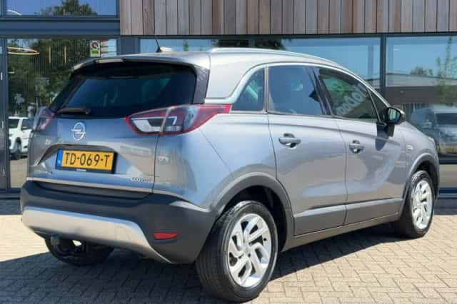 Opel Crossland X (2018) thumbnail 2