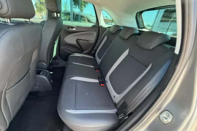 Opel Crossland X (2018) thumbnail 5