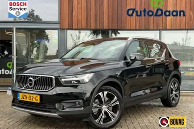 Volvo XC40 (2021) thumbnail 1