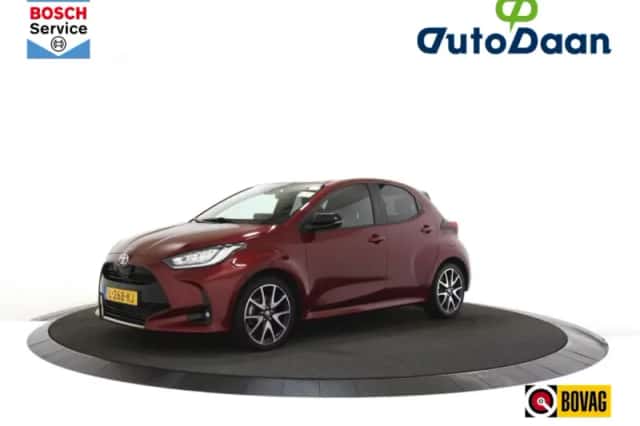 Toyota Yaris (2021) thumbnail 1