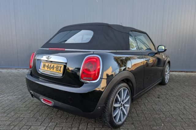 MINI Cooper (2018) thumbnail 5