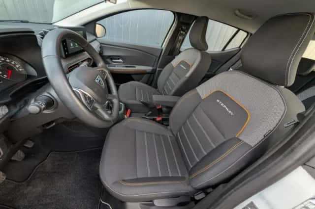 Dacia Sandero Stepway (2021) thumbnail 5