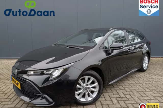 Toyota Corolla (2023) thumbnail 1