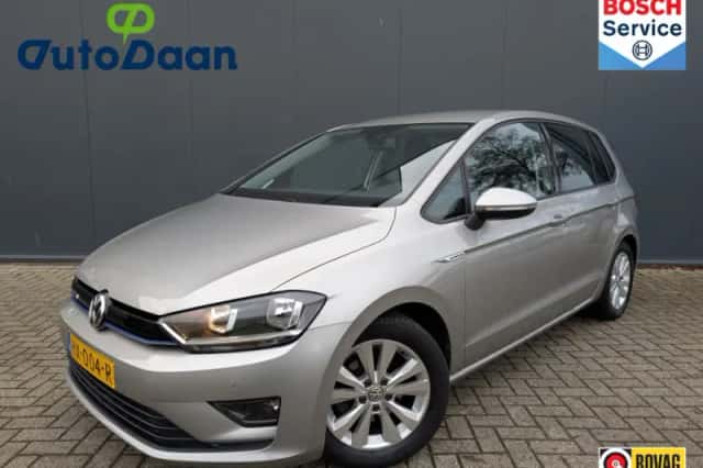 Volkswagen Golf Sportsvan (2016) thumbnail 1