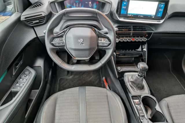 Peugeot 208 (2022) thumbnail 5