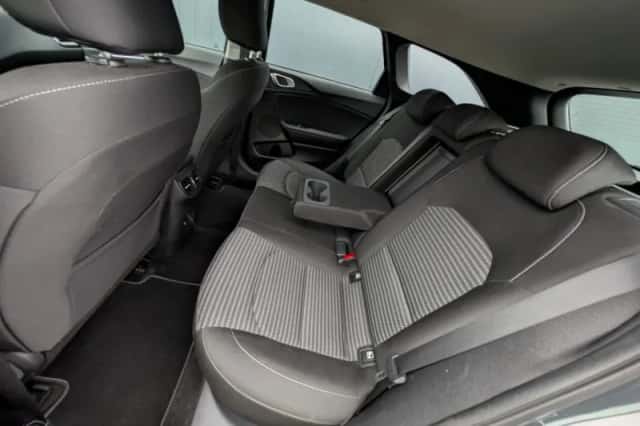 Kia Ceed Sportswagon (2023) thumbnail 6