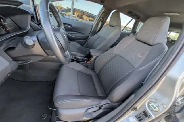 Toyota Corolla (2023) thumbnail 5