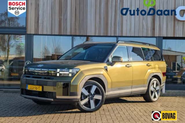 Hyundai Santa Fe (2025) thumbnail 1