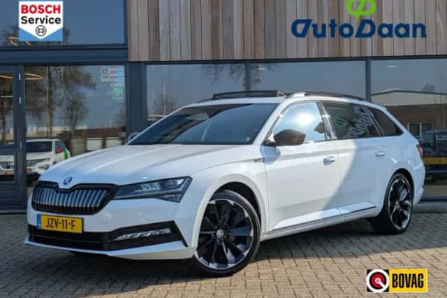 Škoda Superb (2022) thumbnail 1