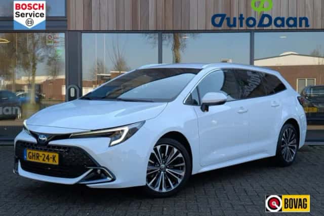 Toyota Corolla (2024) thumbnail 1