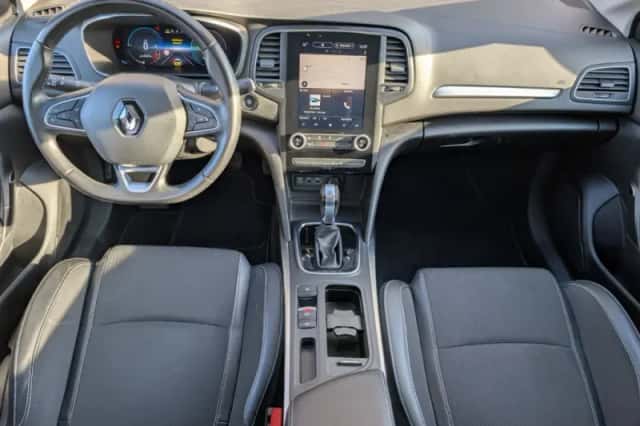 Renault Mégane E-Tech (2021) thumbnail 5