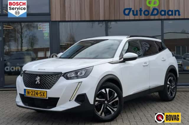 Peugeot 2008 (2022) thumbnail 1