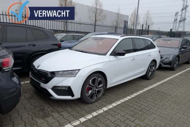 Škoda Octavia (2021) thumbnail 1