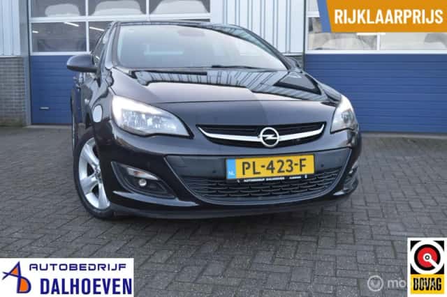 Opel Astra (2015) thumbnail 1