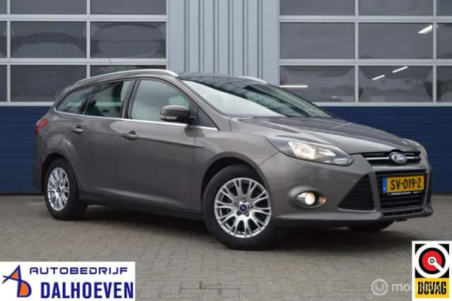 Ford Focus (2012) thumbnail 1