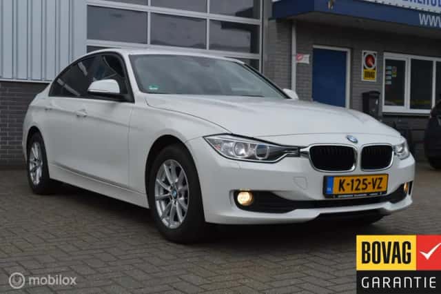 BMW 3-Serie (2014) thumbnail 1