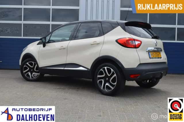 Renault Captur (2015) thumbnail 4