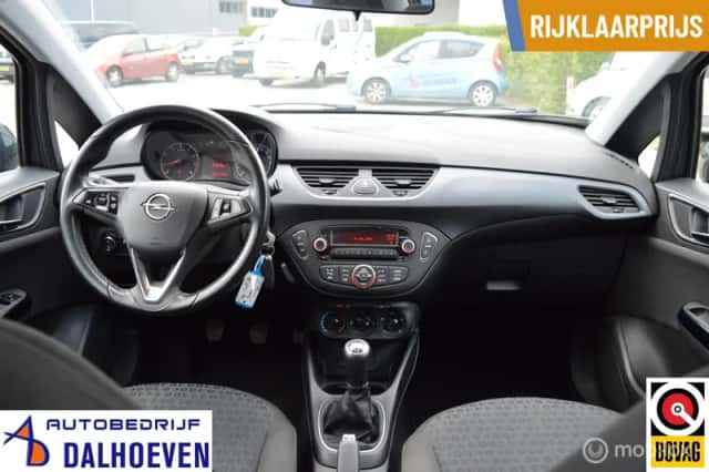 Opel Corsa (2016) thumbnail 4