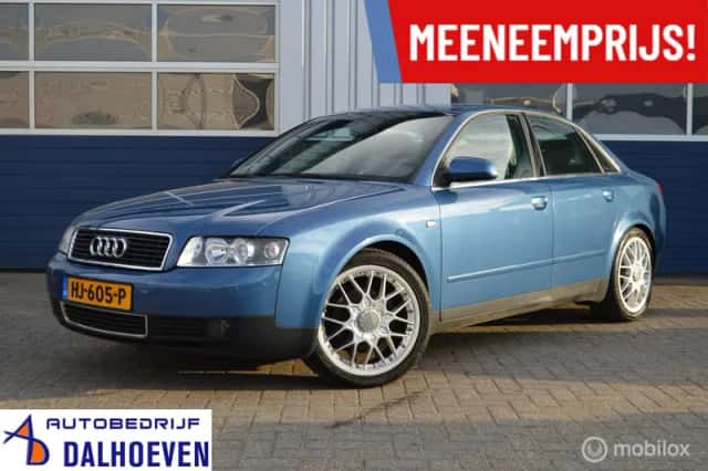 Audi A4 (2000) thumbnail 1