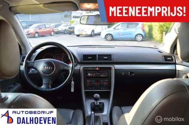 Audi A4 (2000) thumbnail 4