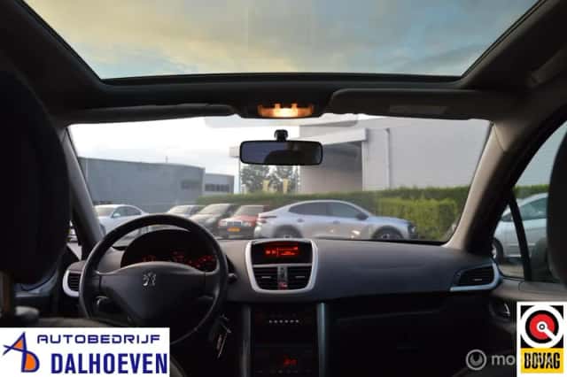 Peugeot 207 (2007) thumbnail 4