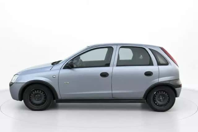 Opel Corsa (2002) thumbnail 6
