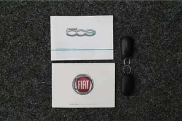 Fiat 500e (2023) thumbnail 5