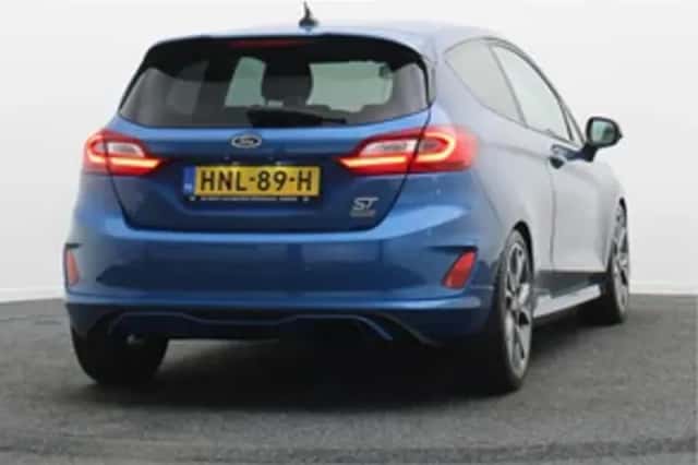 Ford Fiesta (2019) thumbnail 3