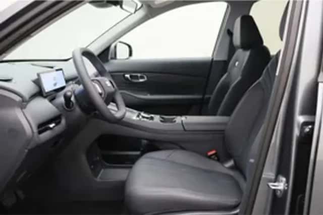 Geely Starray EM-i (2026) thumbnail 4