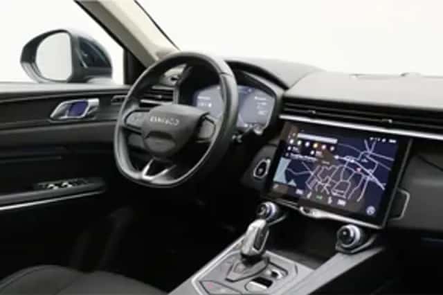 Lynk & Co 01 (2023) thumbnail 4