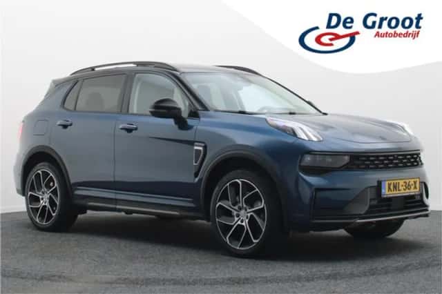 Lynk & Co 01 (2023) thumbnail 1