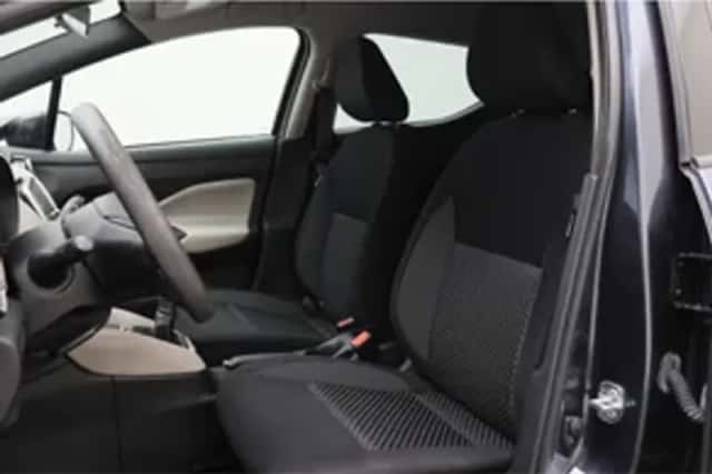 Nissan Micra (2019) thumbnail 2