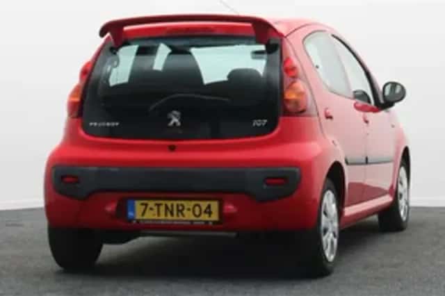 Peugeot 107 (2014) thumbnail 4