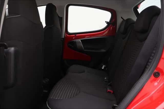 Peugeot 107 (2014) thumbnail 5