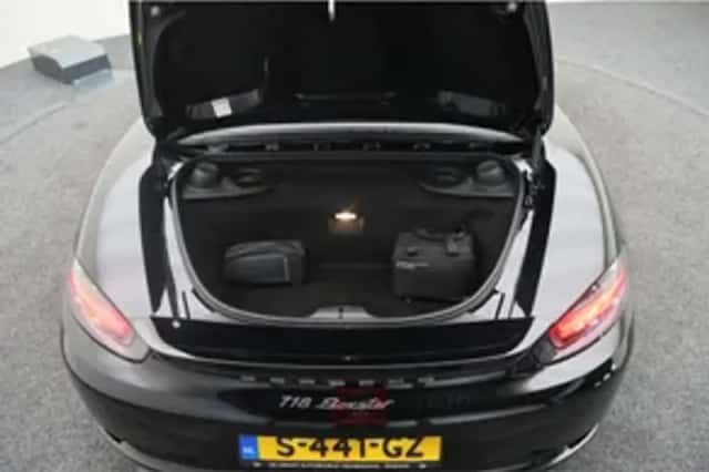 Porsche 718 Boxster (2021) thumbnail 5