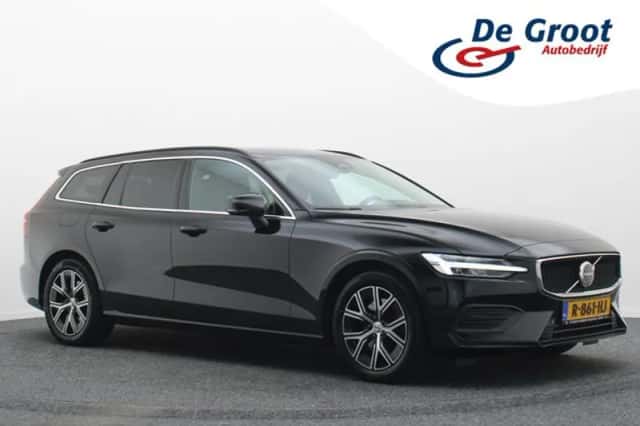 Volvo V60 (2022) thumbnail 1