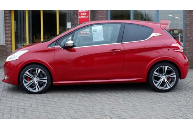 Peugeot 208 (2013) thumbnail 2