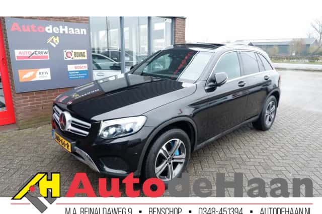 Mercedes-Benz GLC-Klasse (2017) thumbnail 1