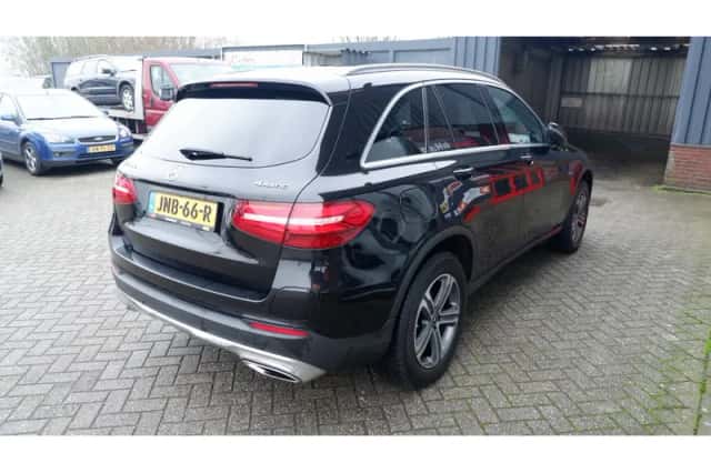 Mercedes-Benz GLC-Klasse (2017) thumbnail 4