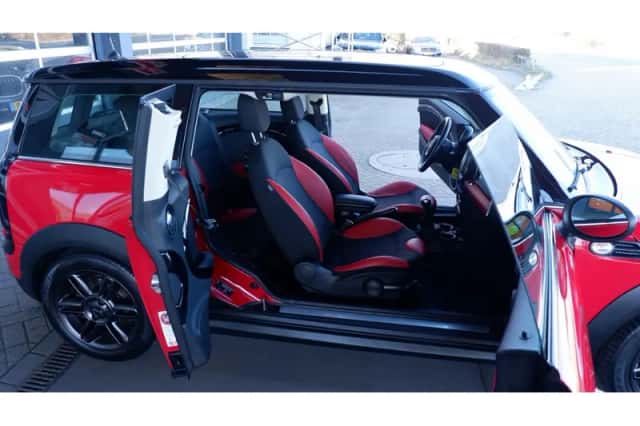 MINI Clubman (2011) thumbnail 4
