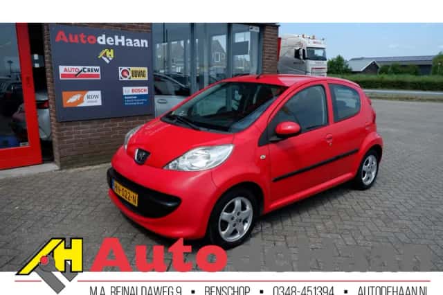 Peugeot 107 (2008) thumbnail 1